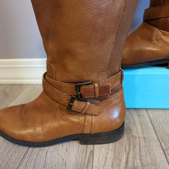 Tan Marc Fisher Boots - Picture 4 of 8